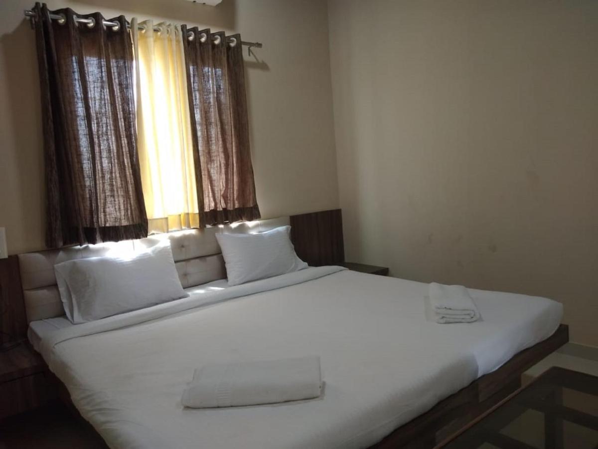 Hotel Krishna Exotica أحمدناغار المظهر الخارجي الصورة