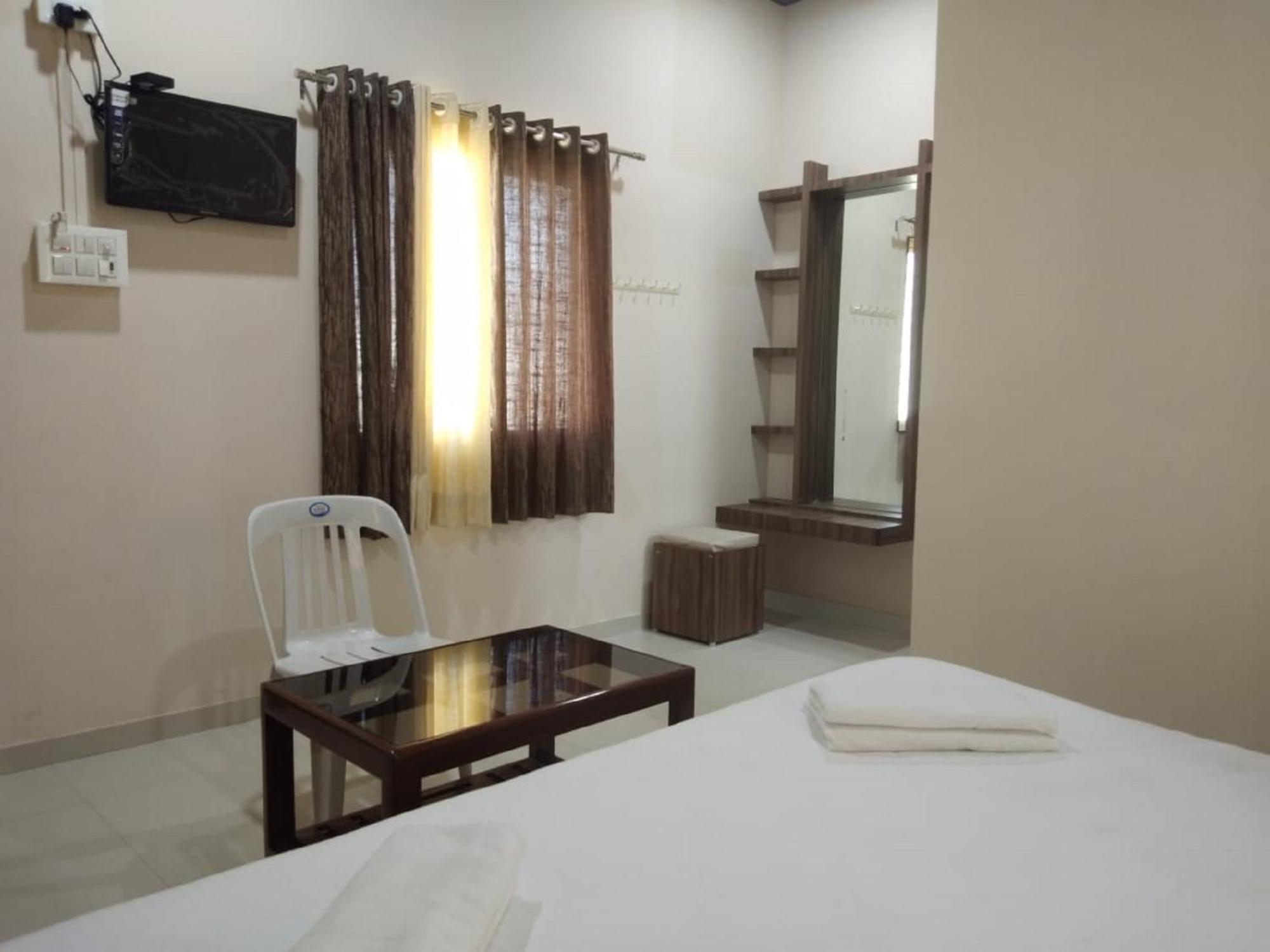 Hotel Krishna Exotica أحمدناغار المظهر الخارجي الصورة