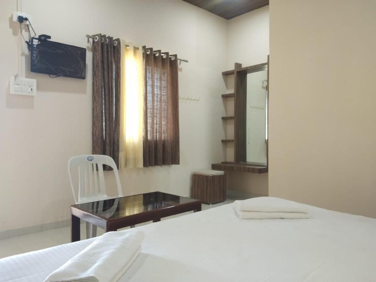 Hotel Krishna Exotica أحمدناغار المظهر الخارجي الصورة